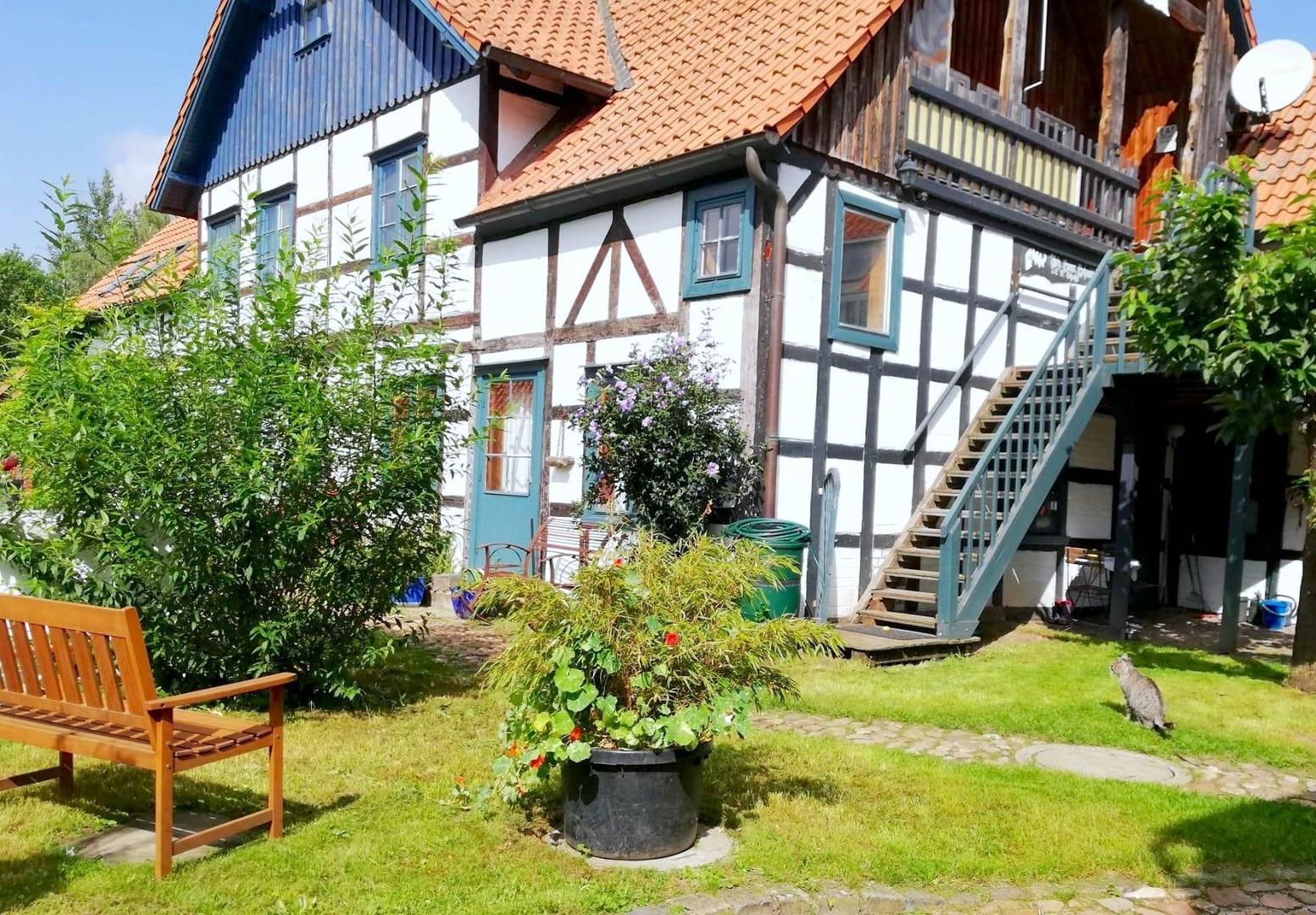 Außentreppe zum Dachgeschoss