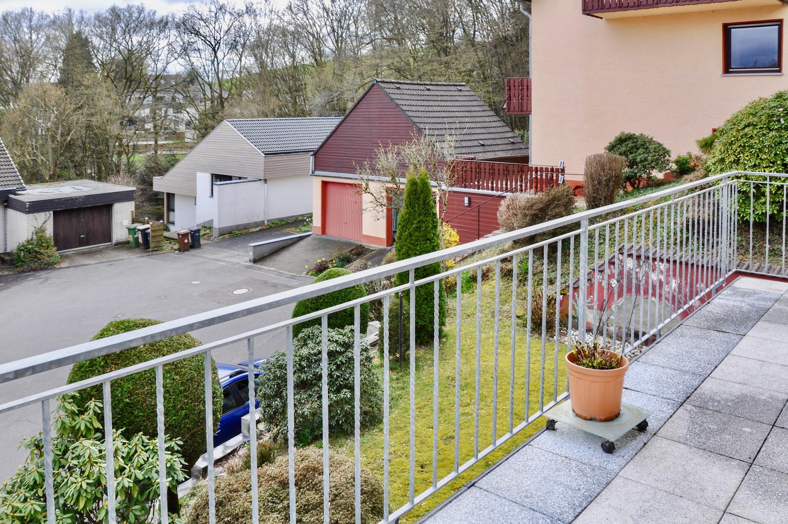 Ausblick vom Balkon (EG)