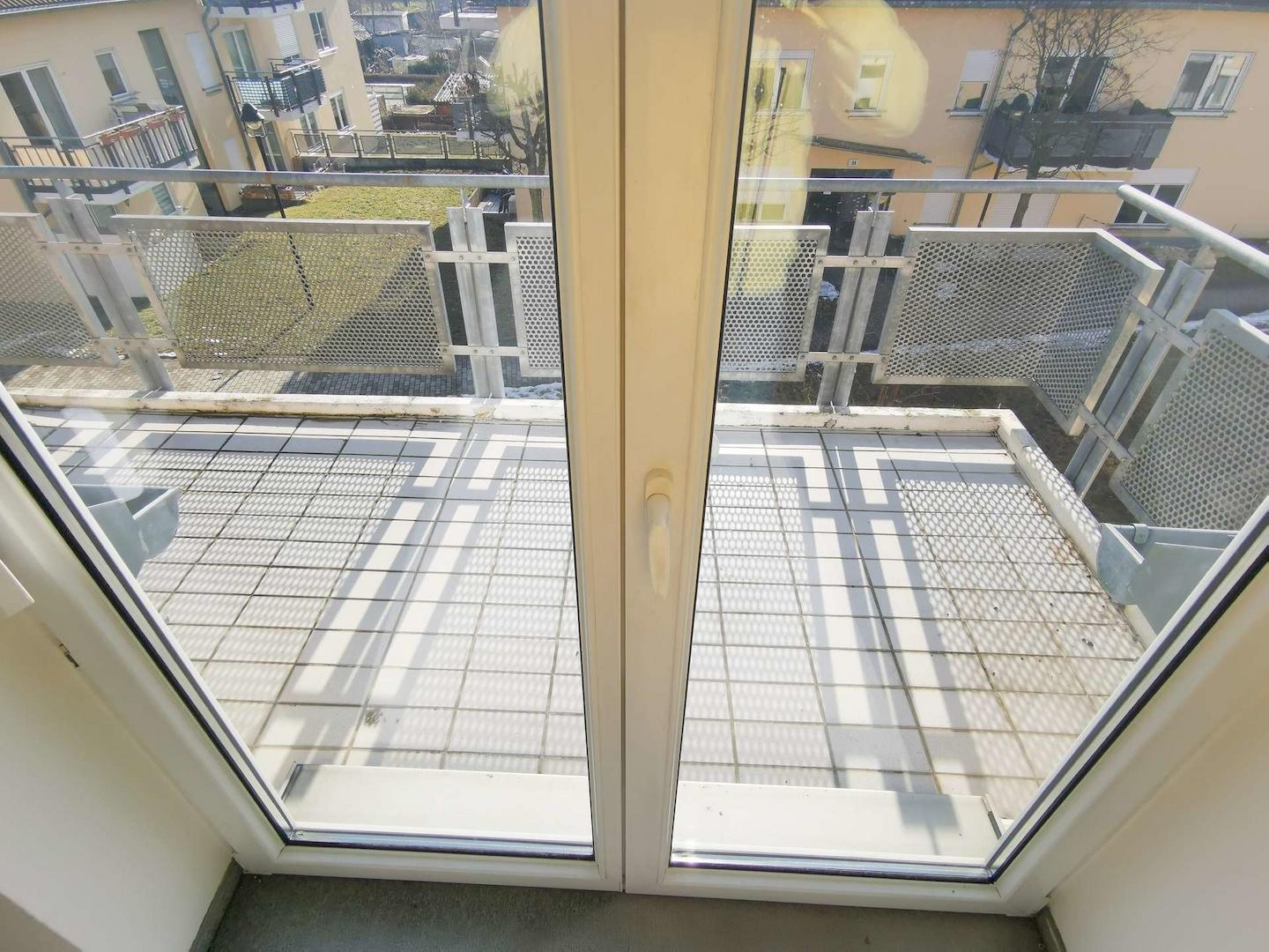Sonniger Balkon