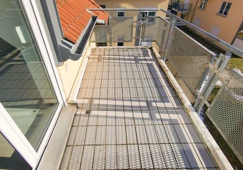Sonniger Balkon