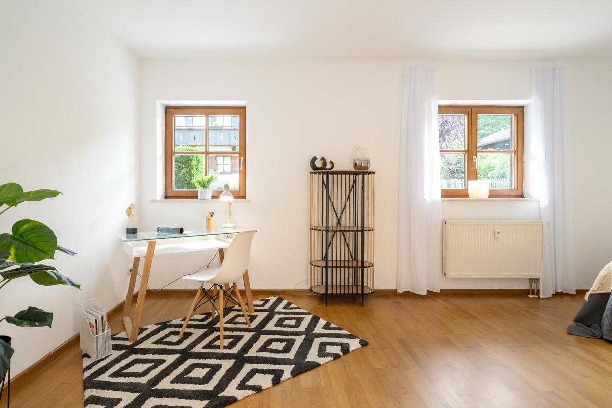 mit Platz zum Arbeiten