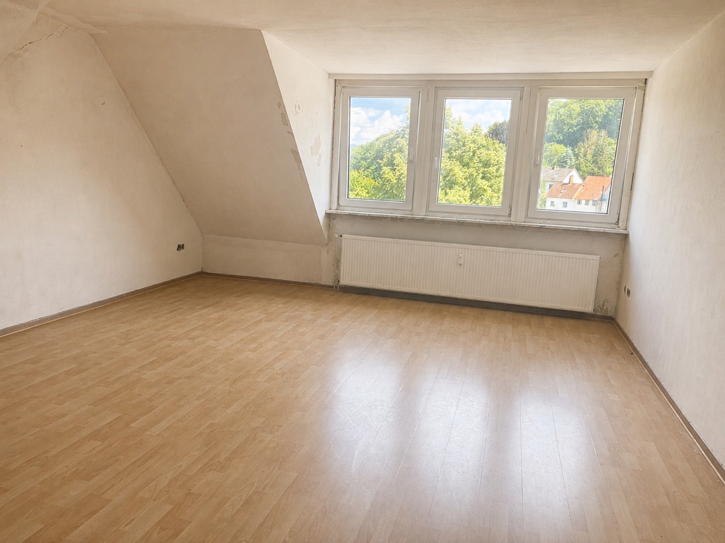 2 Zimmer Wohnung Schafzimmer