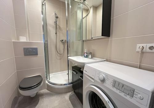 Badezimmer im 1. OG