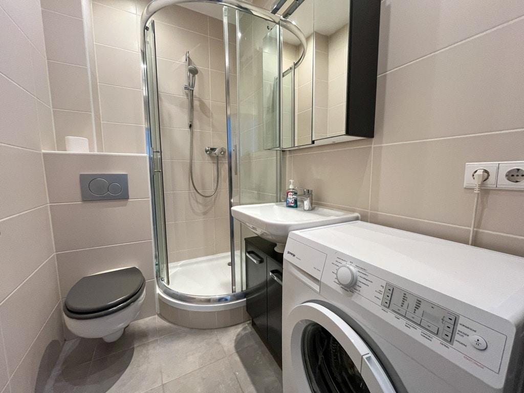 Badezimmer im 1. OG