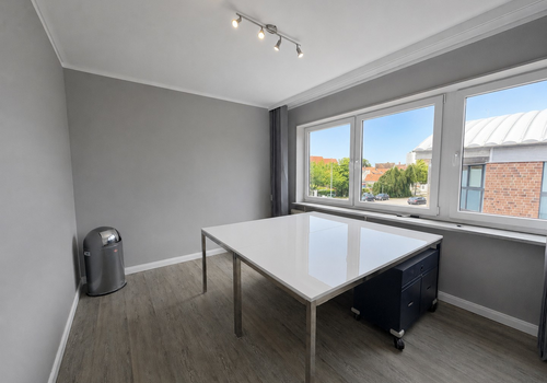 Büro 2 