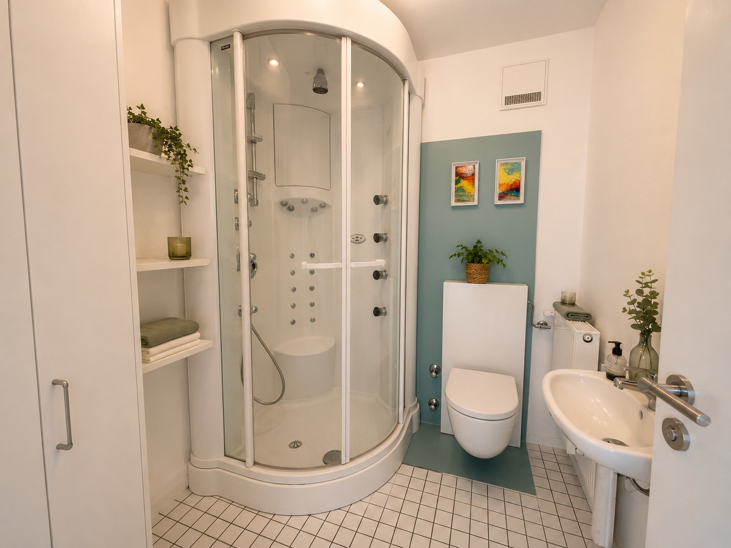 Badezimmer mit Dampfdusche