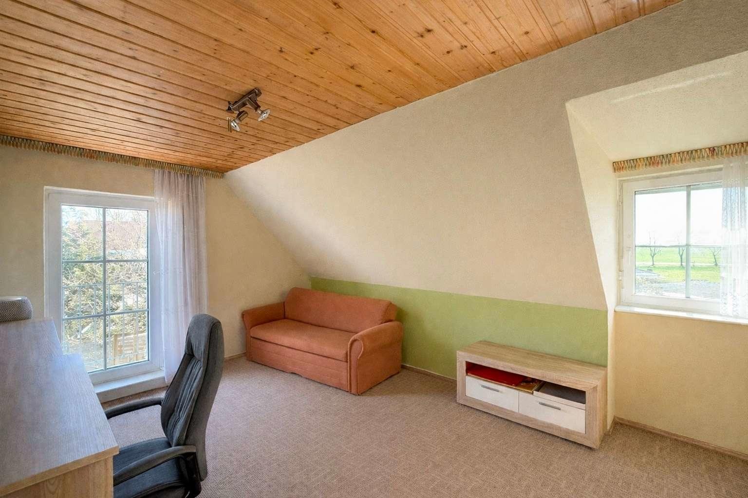 Schlafzimmer 2