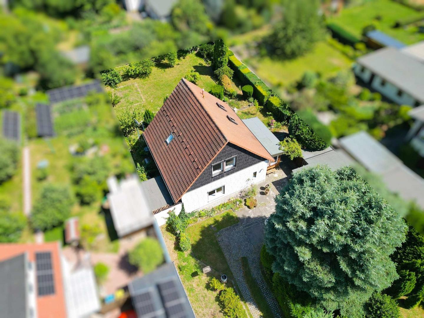Großzügiges Grundstück