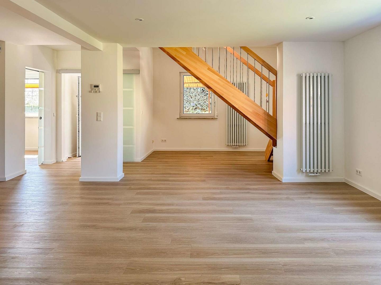 Schöne Holztreppe