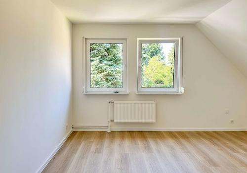 Geräumiges Schlafzimmer