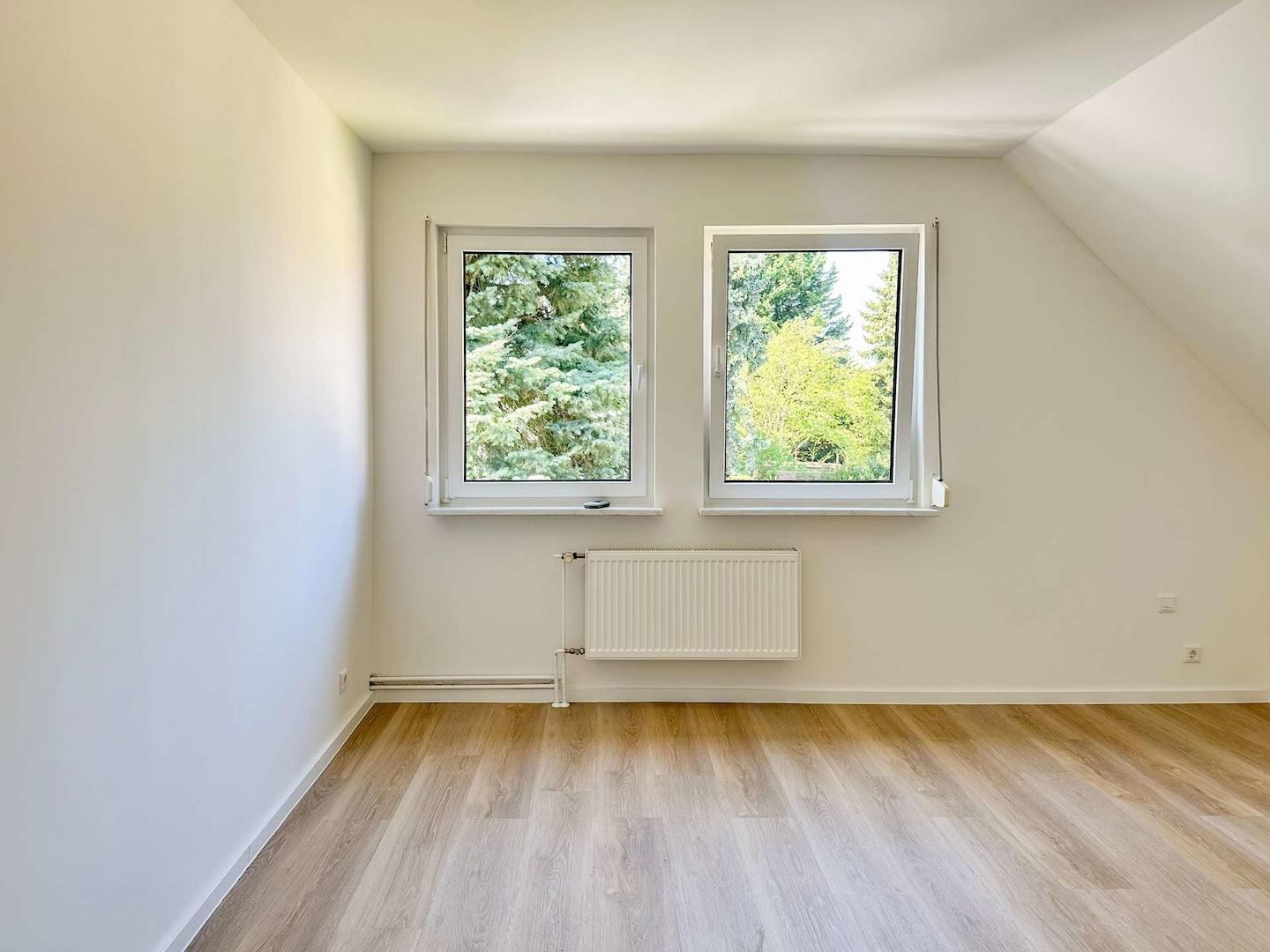Geräumiges Schlafzimmer