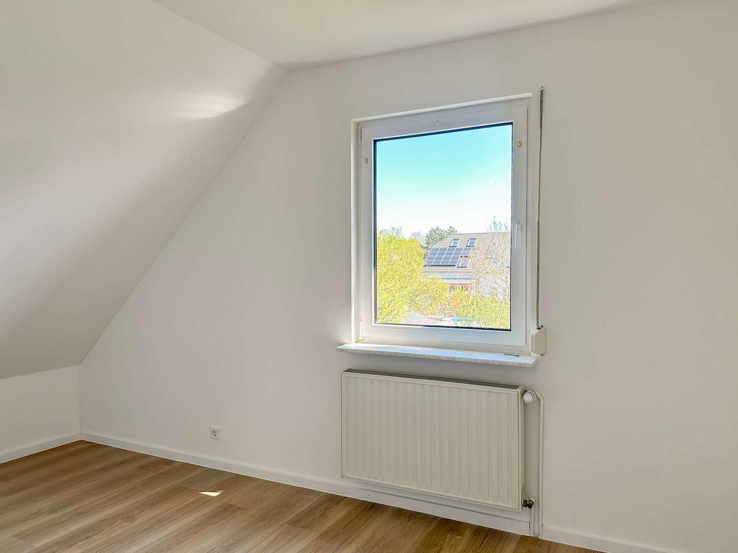 Zimmer mit Blick zum Garten