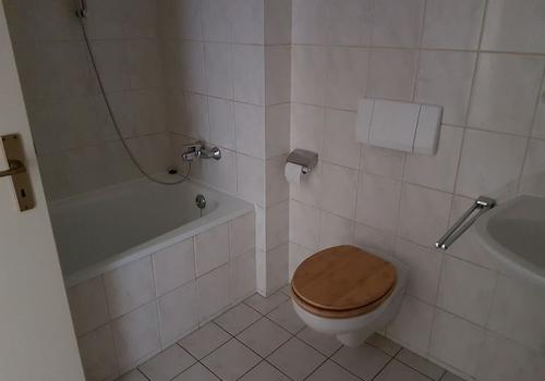 Bad mit Wanne