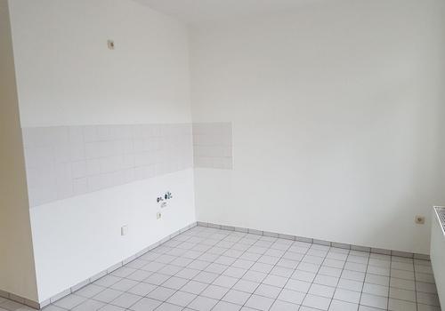 Küche mit Fliesenspiegel