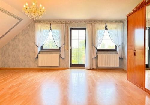 Großes Schlafzimmer 2