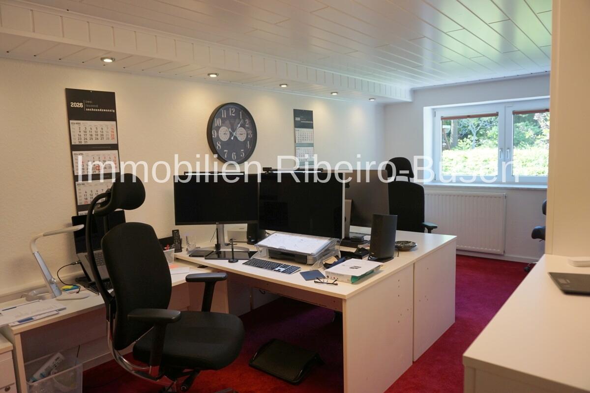 Büro im Untergeschoss