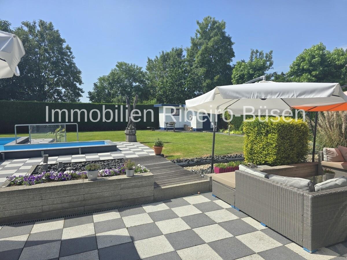 Blick in den Garten