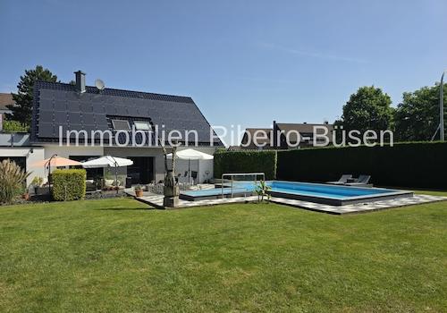 Der großzügige Garten