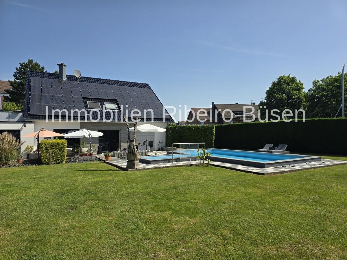 Der großzügige Garten
