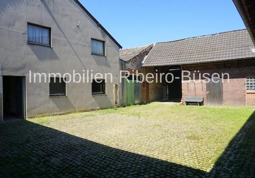 der Innenhof