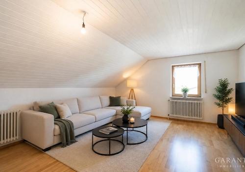 OG Wohnzimmer beispielhafte Darstellung