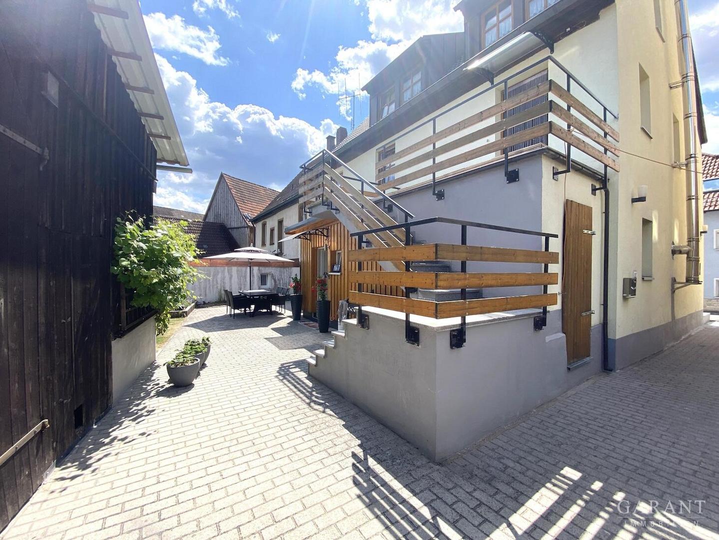 Aufgang zur Einliegerwohnung