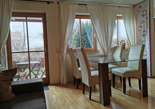 Wohnzimmer/Essplatz