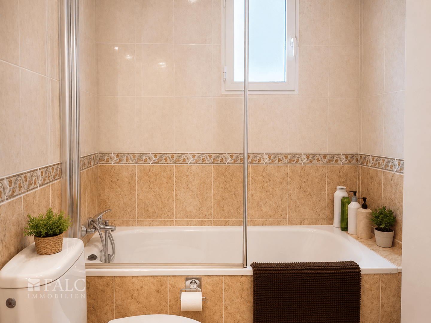 Badezimmer im ersten Stock