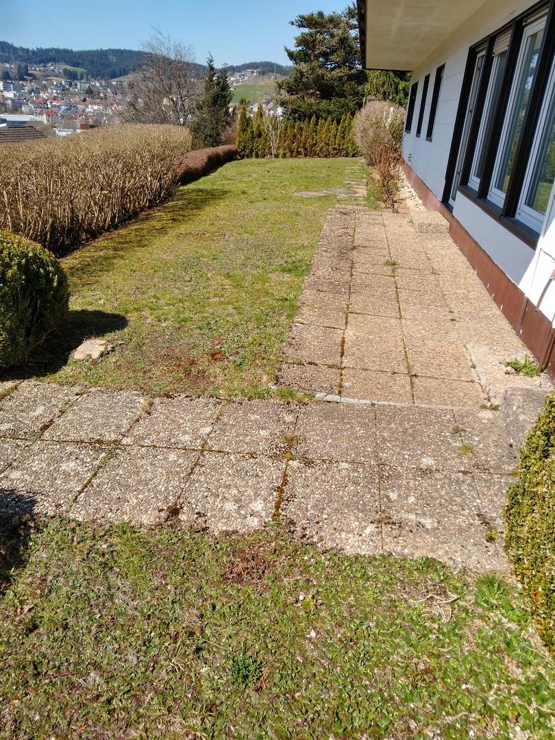 Terrasse vor dem Haus