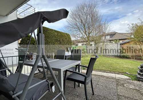 Terrasse mit Garten