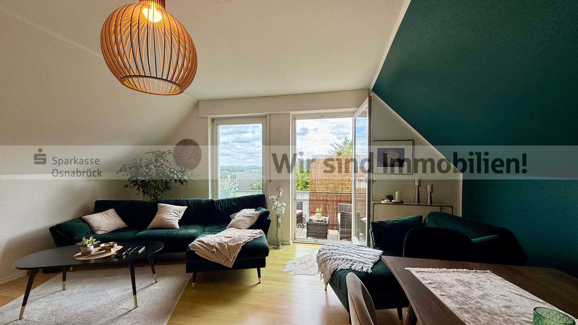 Wohnzimmer im DG