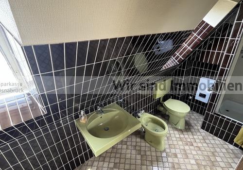 Badezimmer im Spitzboden
