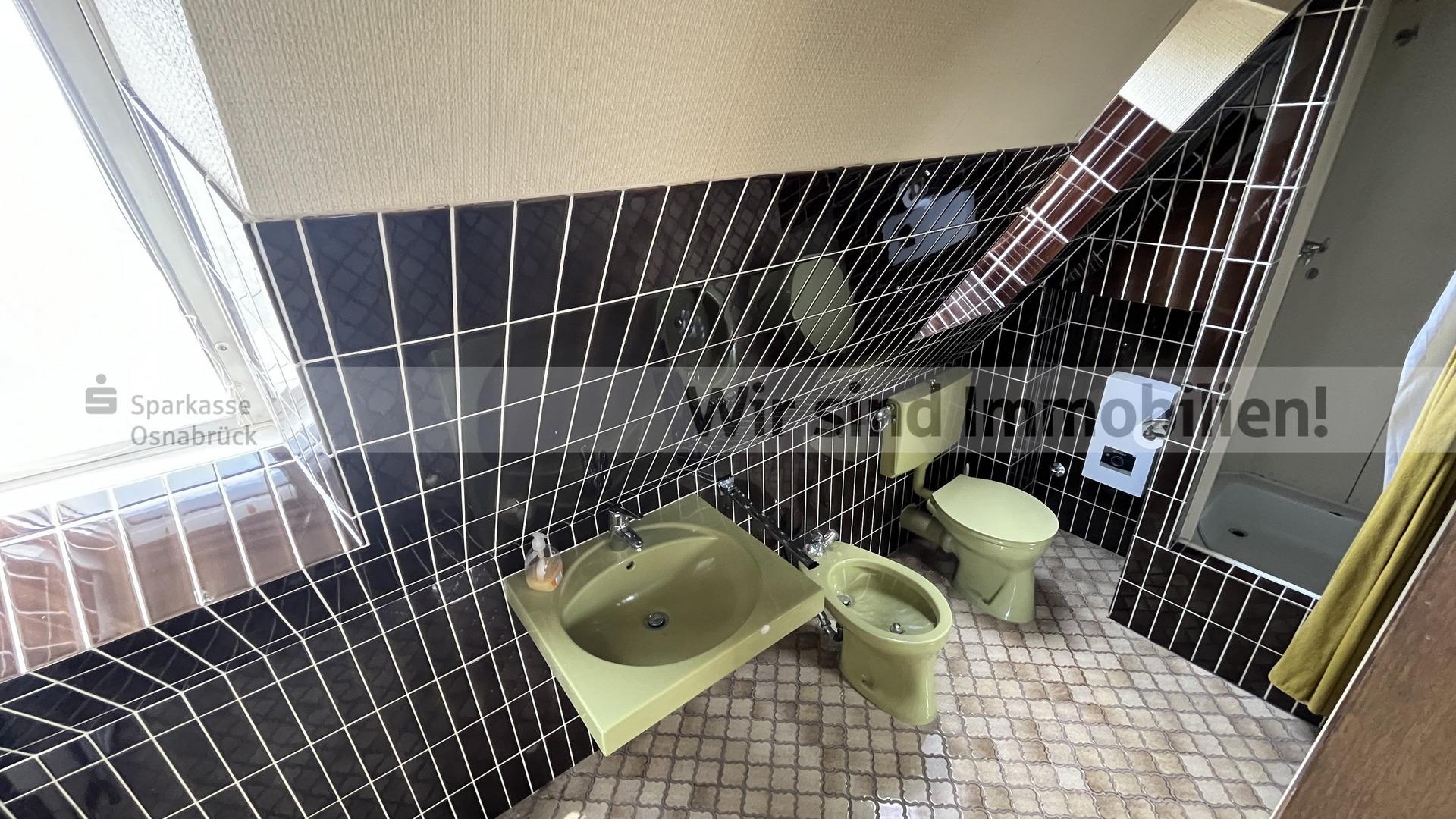 Badezimmer im Spitzboden
