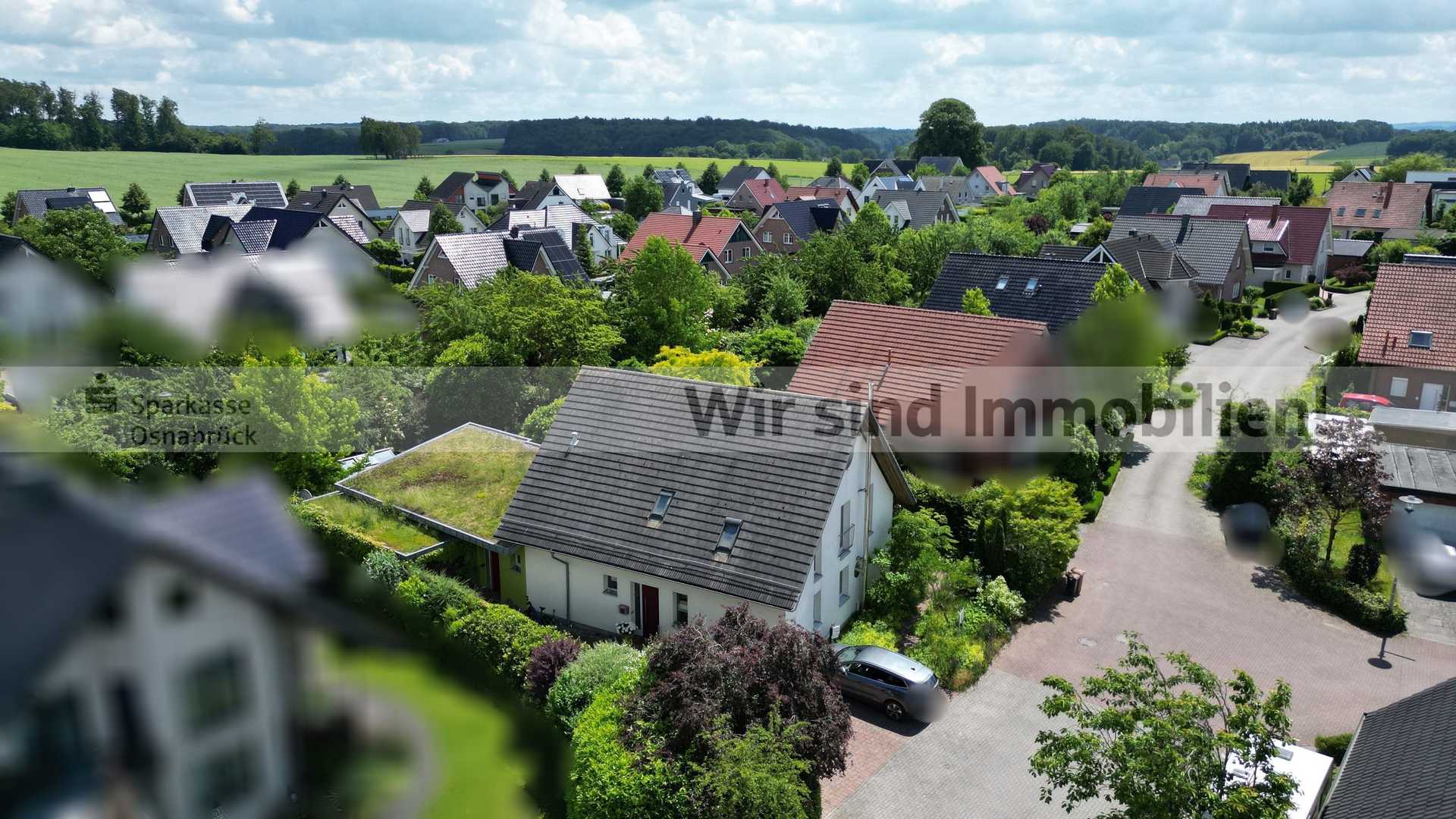 Seitenansicht und Umgebung