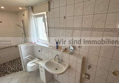 Badezimmer EG
