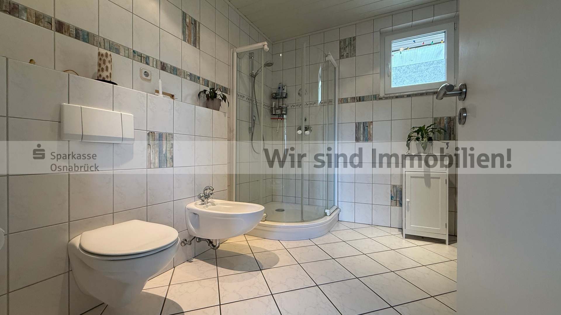 Badezimmer im Erdgeschoss