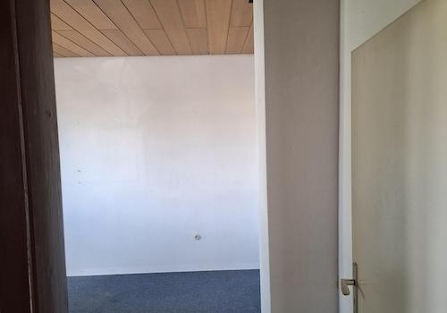 1.OG Eingang Zimmer 2