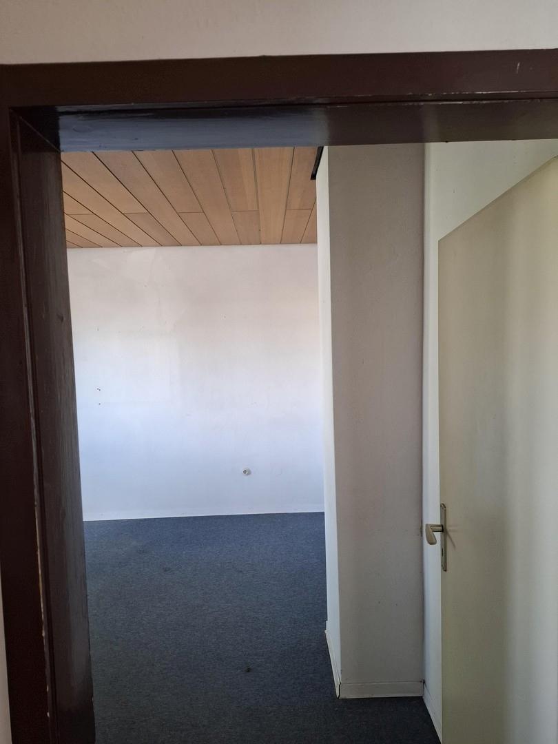 1.OG Eingang Zimmer 2