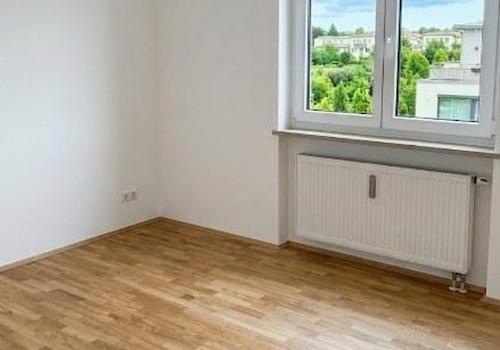 Schlafzimmer mit Echtholzparke