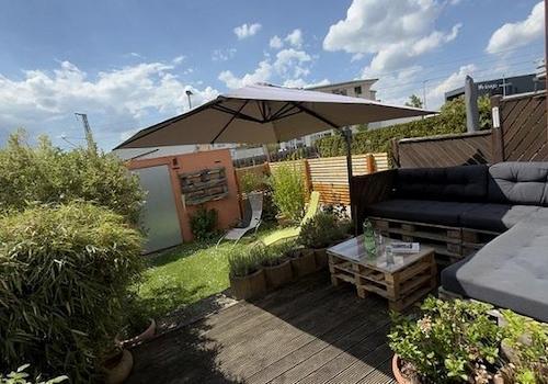 Terrasse und Garten, EG