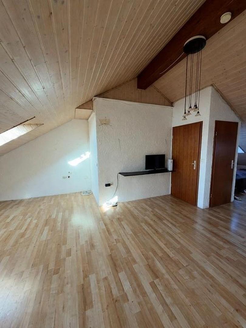 Dachgeschoss, DG