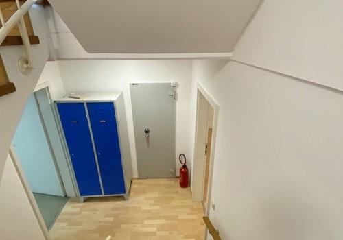 KG: Flur, Eingang Tresor