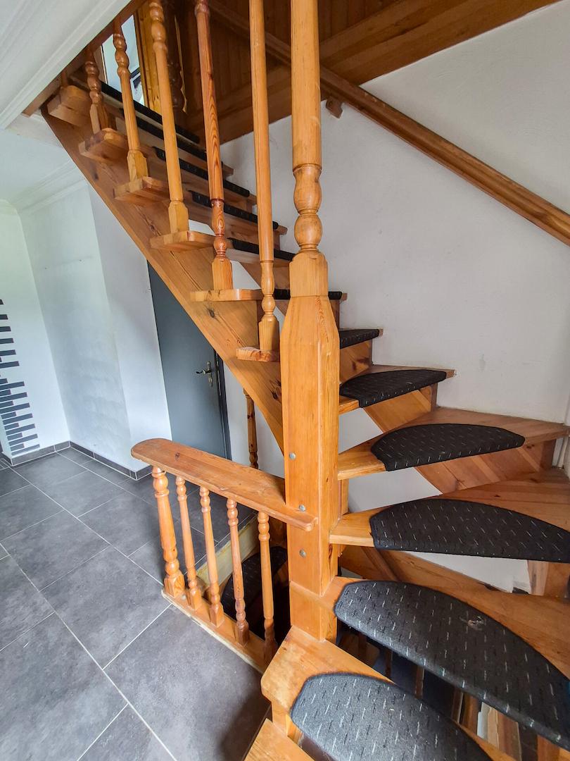 Holztreppe