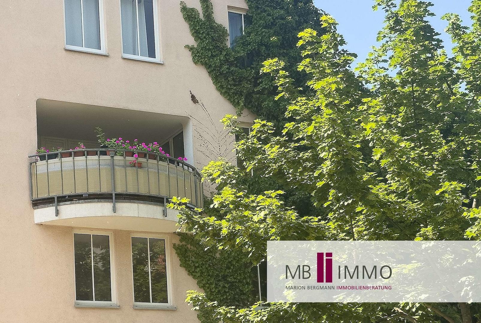 Blick zum Balkon