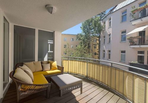 Balkon vorm Wohnzimmer