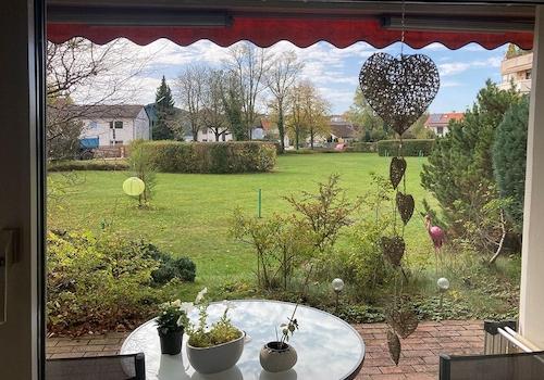 Gartenblick aus dem Wohnzimmer