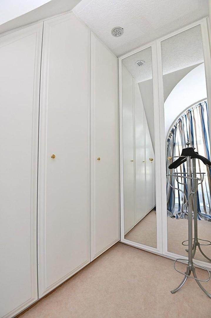Ankleide im Schlafzimmer