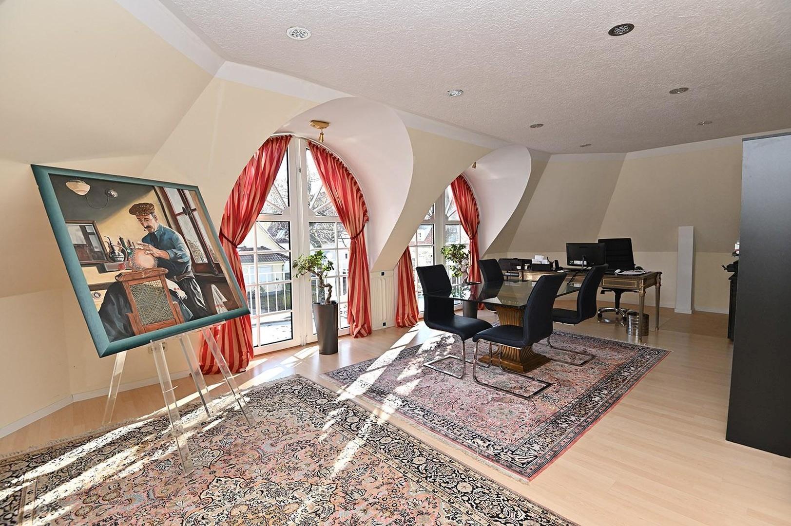 Arbeitszimmer