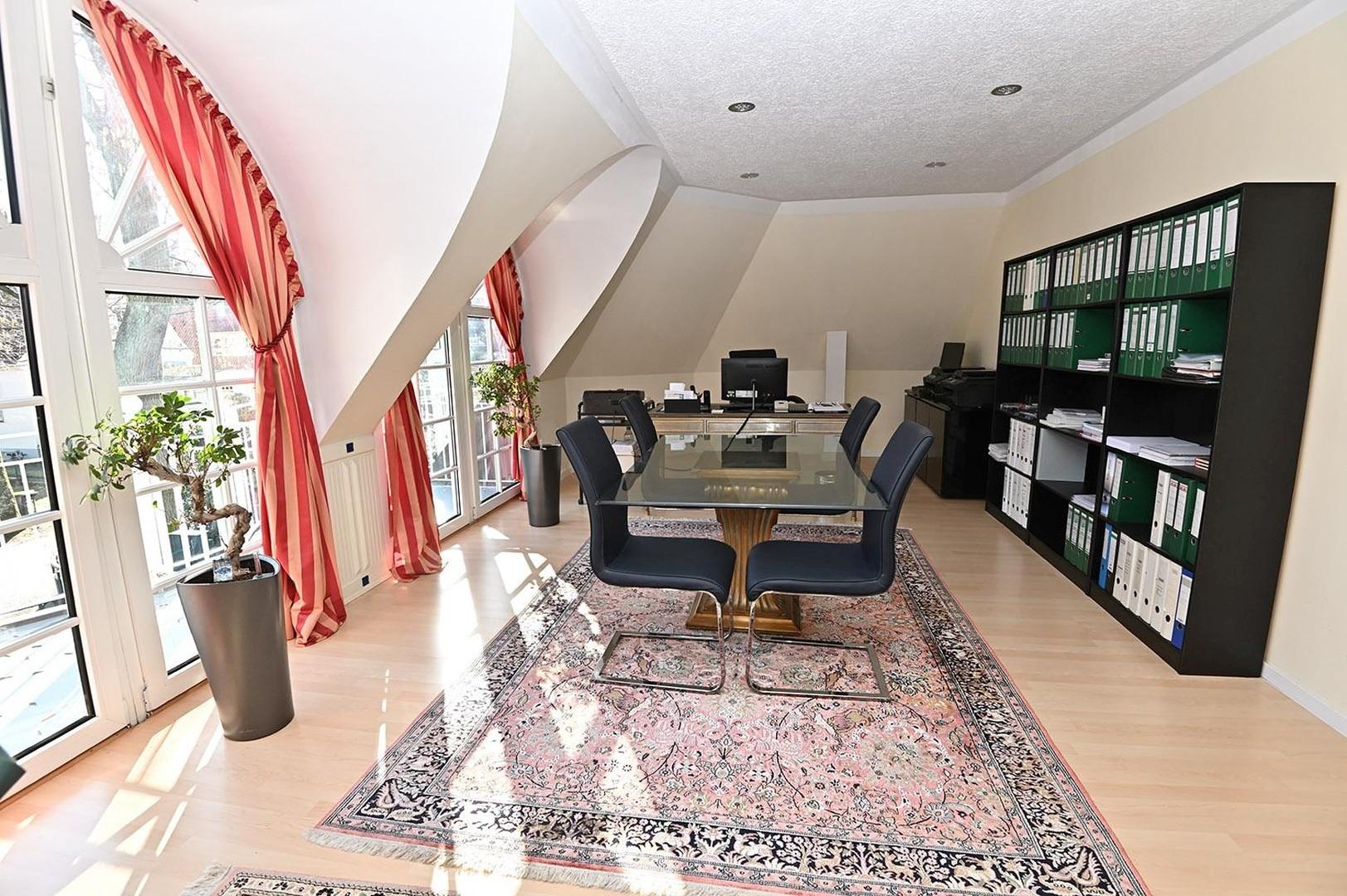 Büro
