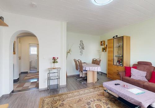 Wohnzimmer 1